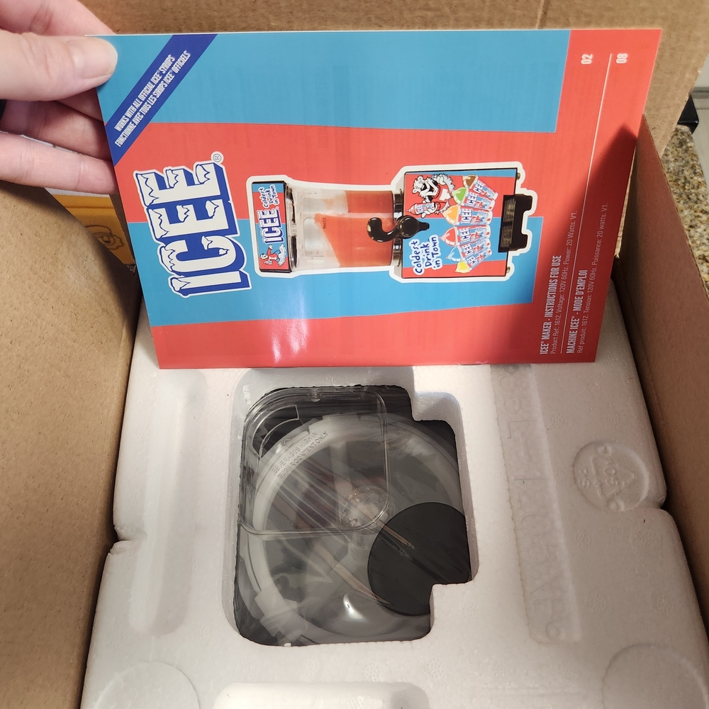ICEE Slushie Machine - Picture 3 of 3